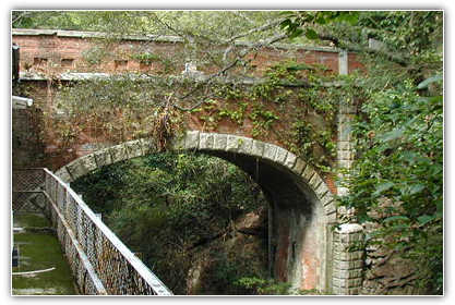 砂子橋（いさごばし）全景